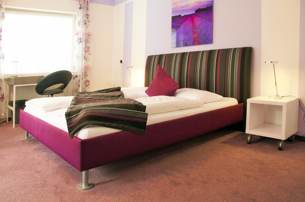 Park Ambiente Friedberg Hotel ฟีดแบร์ก ภายนอก รูปภาพ